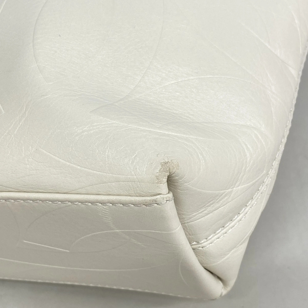 CHANEL White Leather Tote Bag - Picture 6 of 10